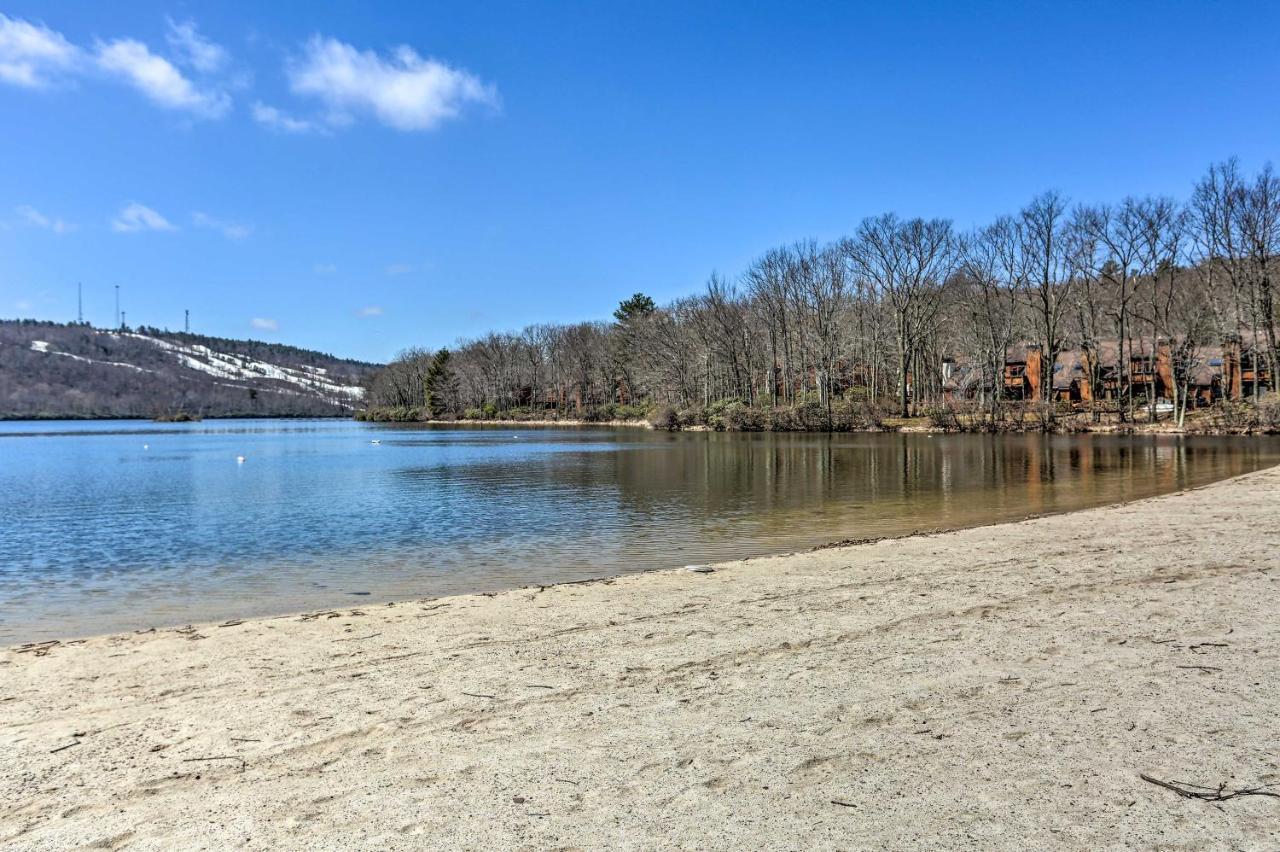 Lake Harmony Home With Hot Tub Less Than Half Mi To Ski! 外观 照片